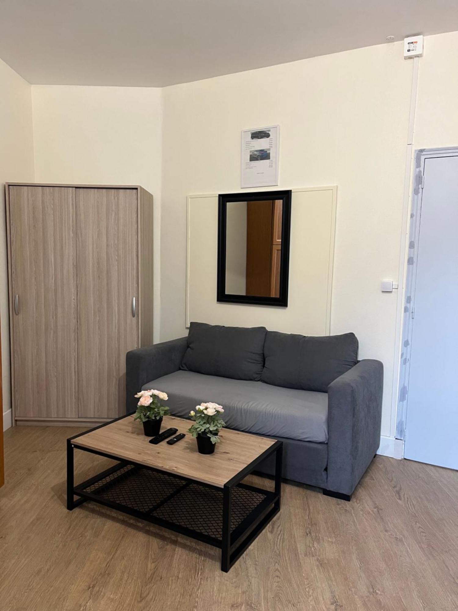 Charmant Studio Spacieux Paris Exterior photo